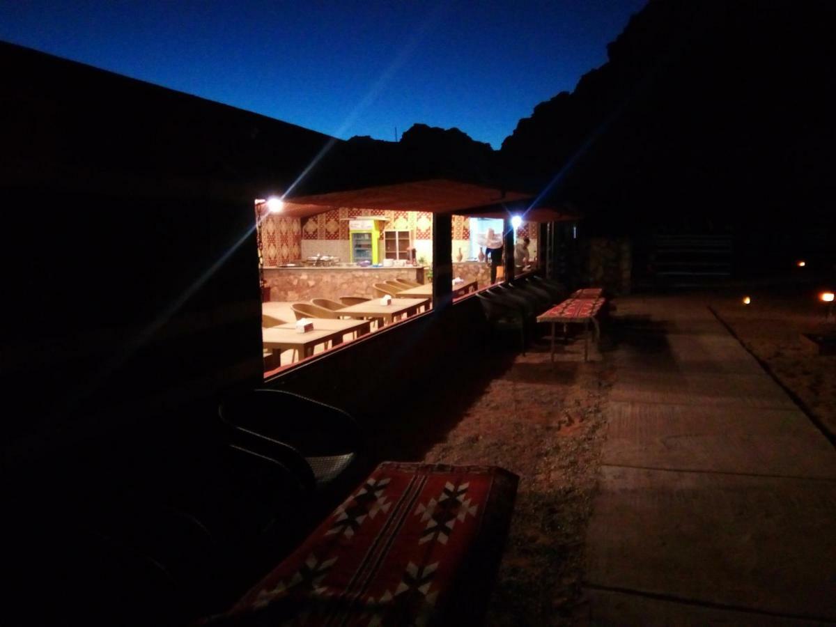 Wadi Rum Caravan Camp Exterior photo
